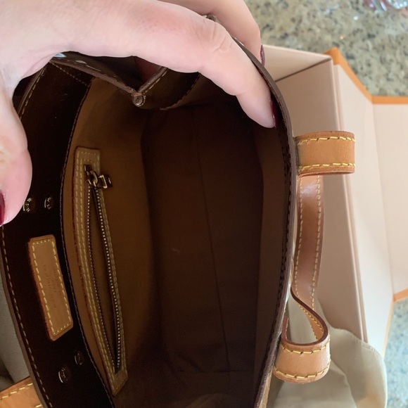 Authentic Louis Vuitton Vernis Reade PM - Picture 4 of 8